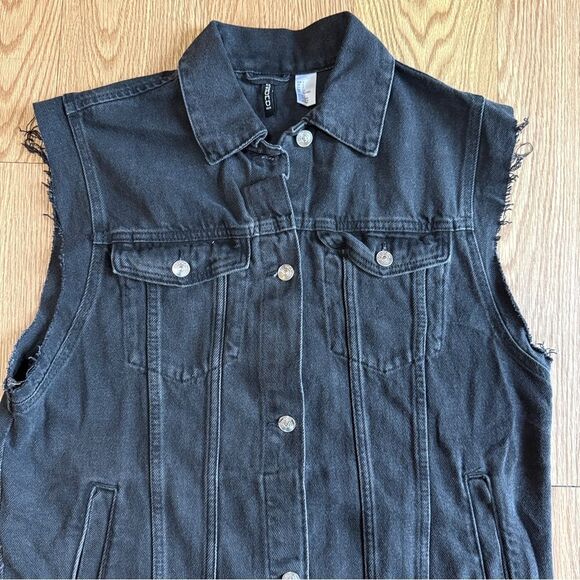 H&M Black Denim Vest - Picture 4 of 6